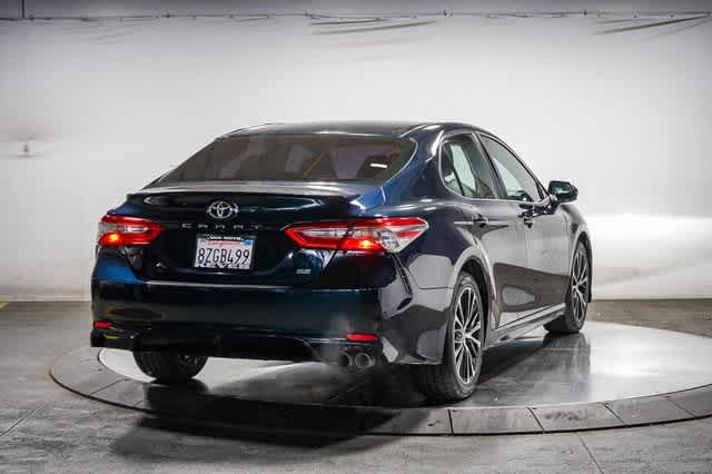 Thumbnail: 2018 Toyota Camry - 5