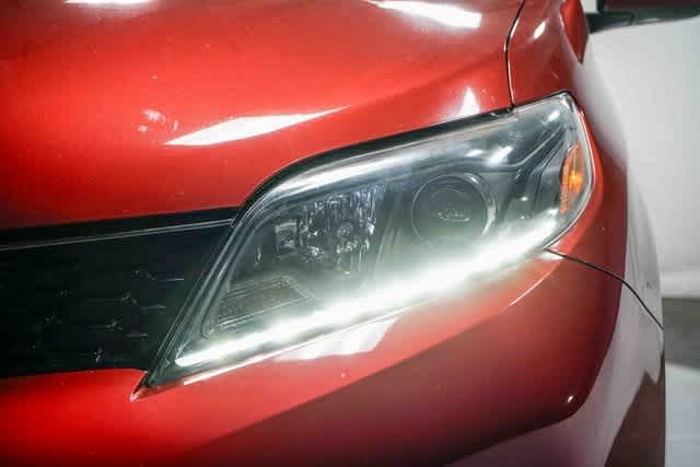 Thumbnail: 2020 Toyota Sienna - 7