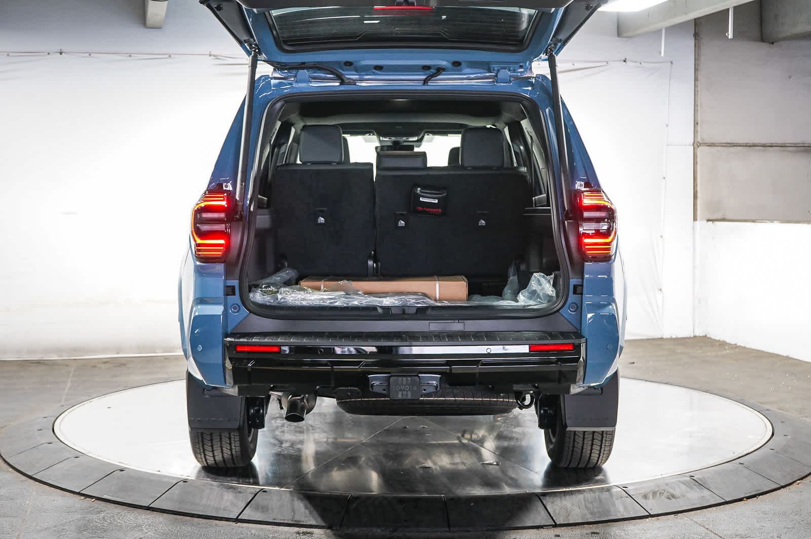 Thumbnail: 2025 Toyota 4Runner - 12