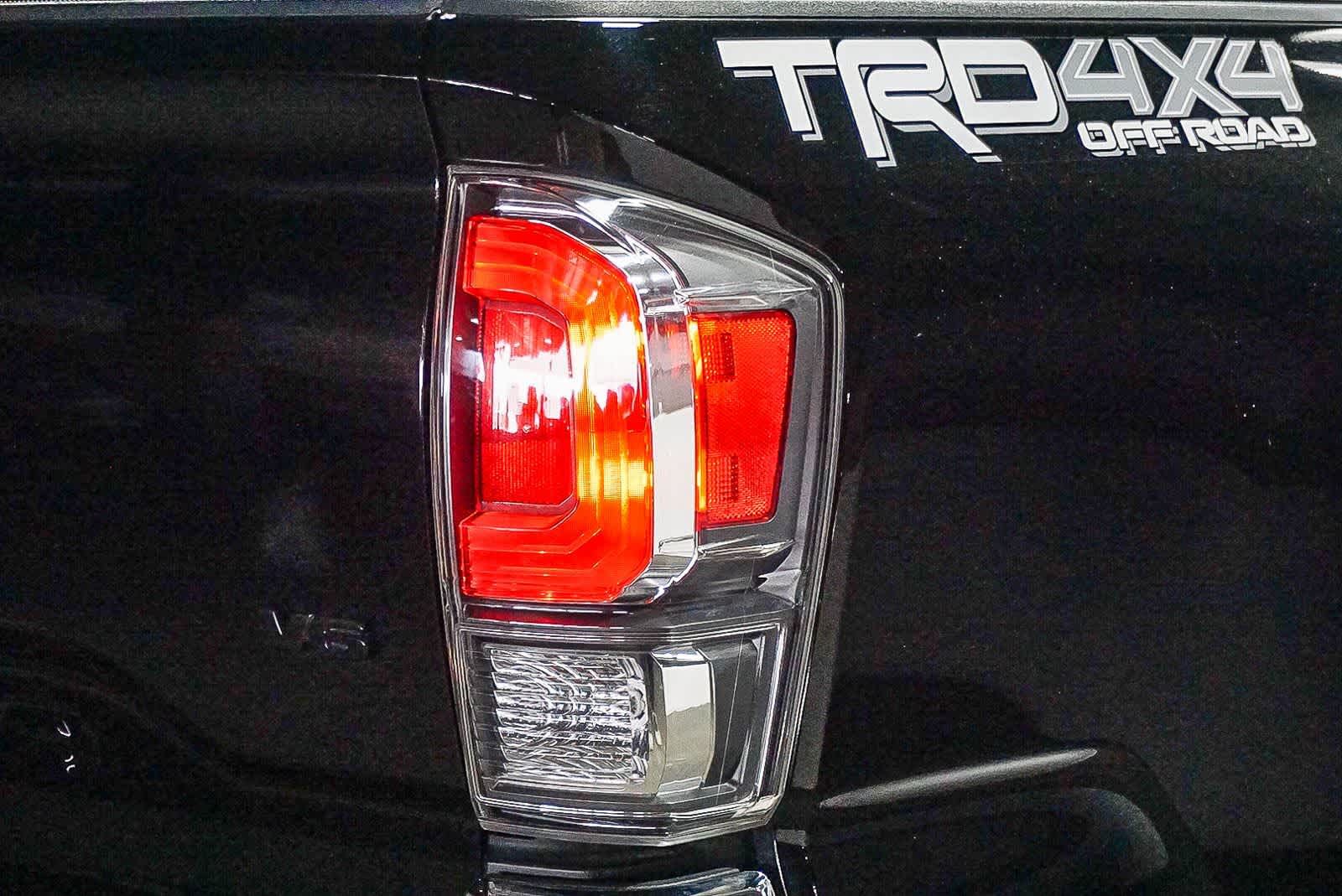 Thumbnail: 2023 Toyota Tacoma - 12