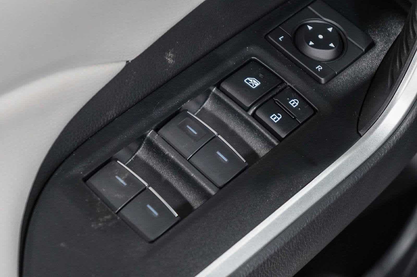 Thumbnail: 2025 Toyota RAV4 - 24