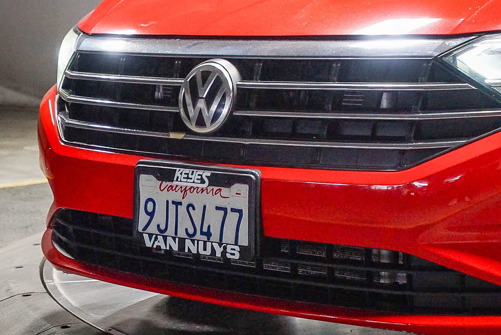 Thumbnail: 2019 Volkswagen Jetta - 5