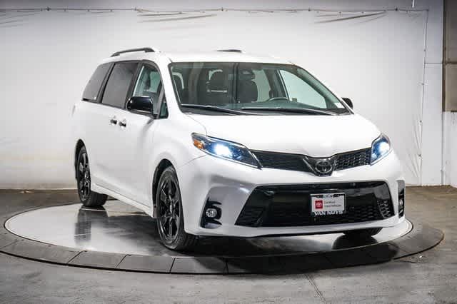 Thumbnail: 2020 Toyota Sienna - 6