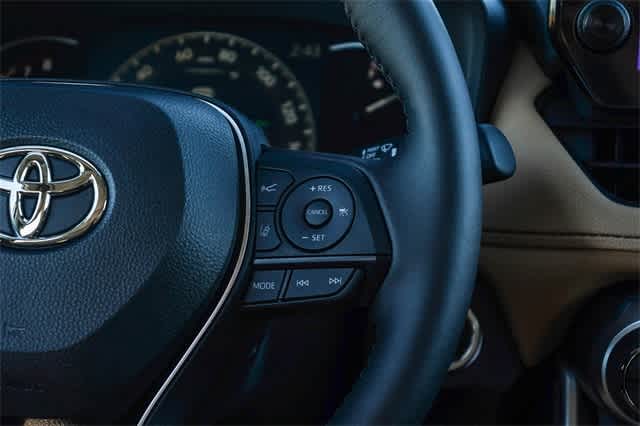 Thumbnail: 2025 Toyota RAV4 - 20