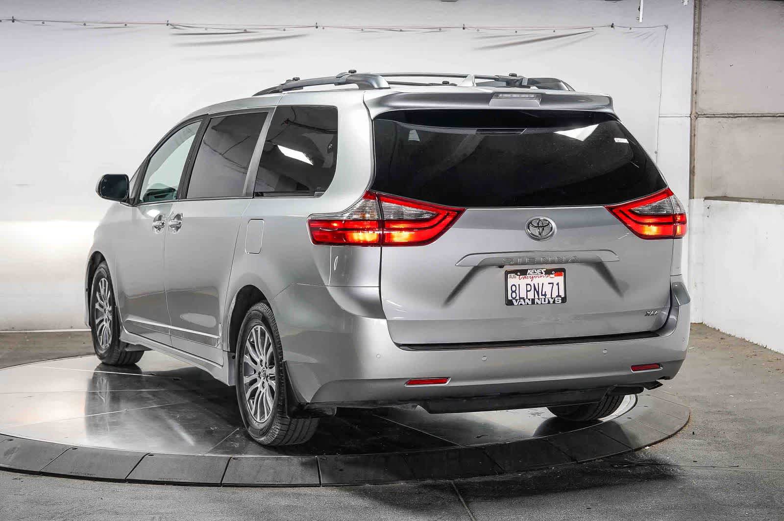 Thumbnail: 2020 Toyota Sienna - 2