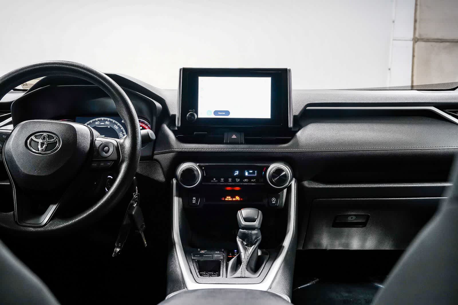 Thumbnail: 2025 Toyota RAV4 - 14