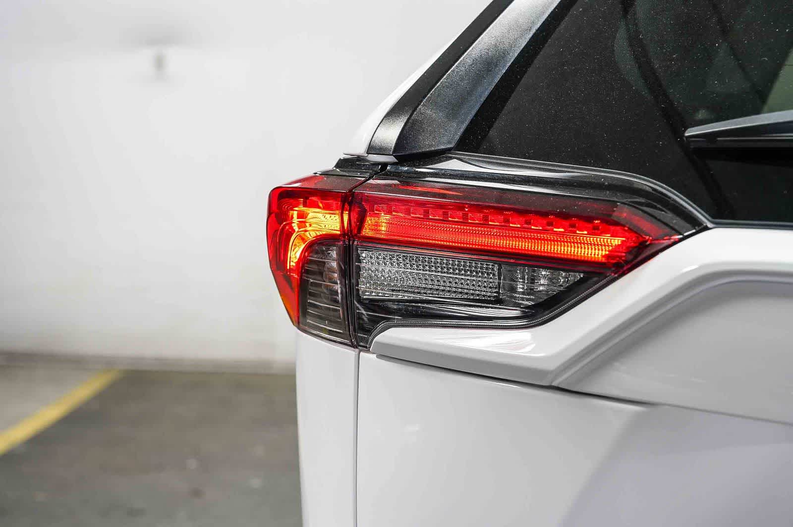 Thumbnail: 2024 Toyota RAV4 - 12