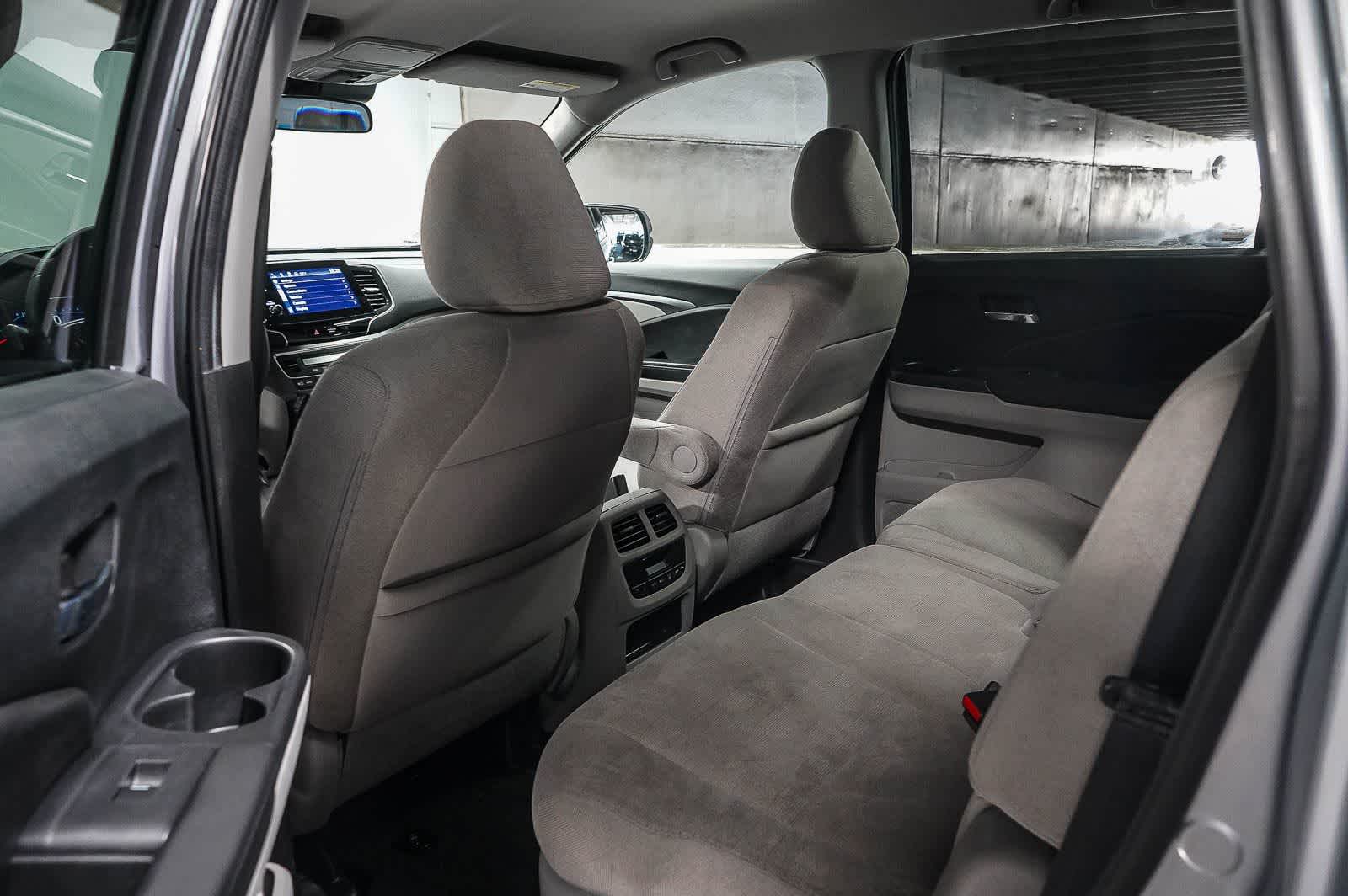 Thumbnail: 2020 Honda Pilot - 17