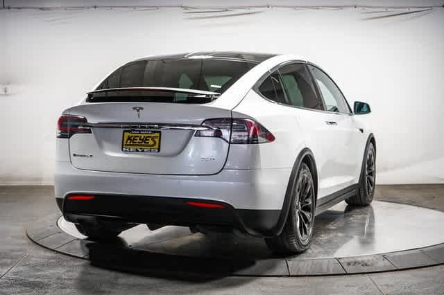 Thumbnail: 2018 Tesla Model X - 4