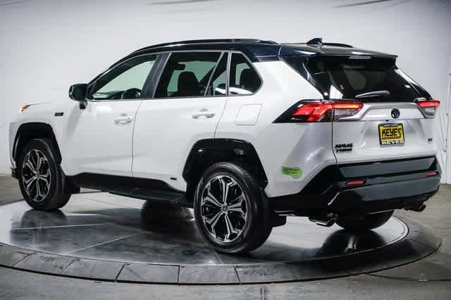 2022 Toyota RAV4 Prime XSE 3