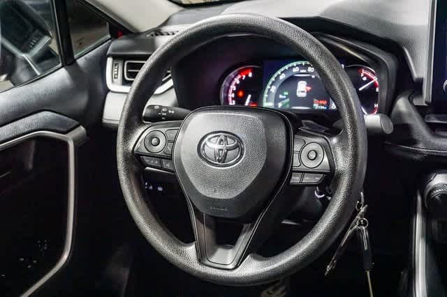 Thumbnail: 2024 Toyota RAV4 - 17
