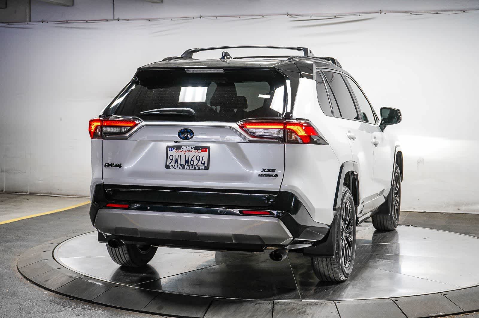 Thumbnail: 2023 Toyota RAV4 - 6