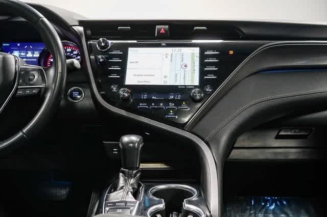 Thumbnail: 2019 Toyota Camry - 14