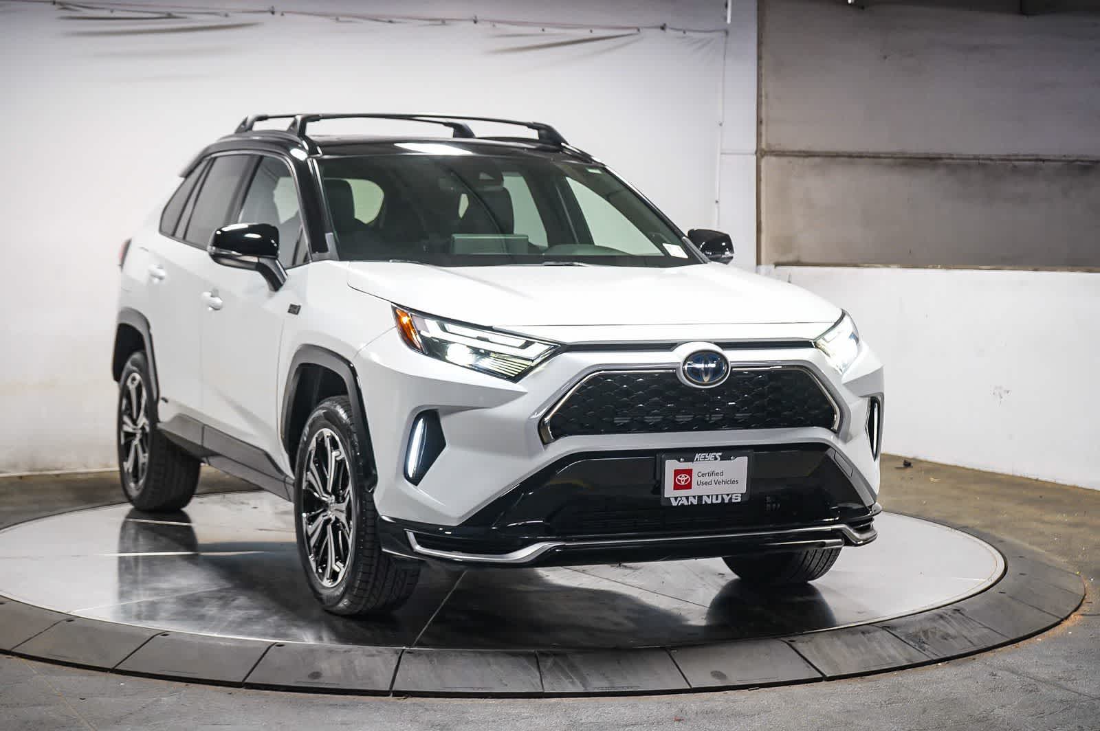 Thumbnail: 2023 Toyota RAV4 - 2