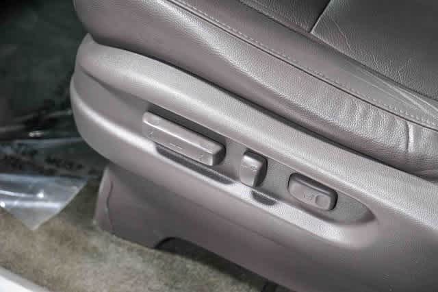 Thumbnail: 2016 Honda Odyssey - 23