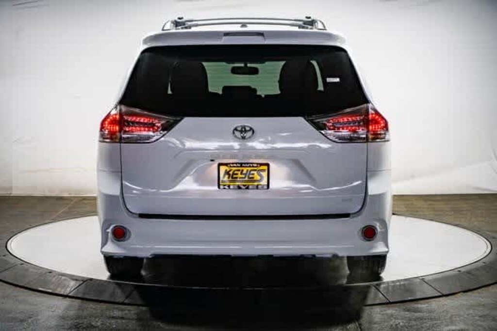 Certified 2015 Toyota Sienna SE Van