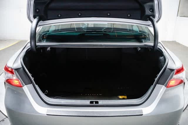 Thumbnail: 2019 Toyota Camry - 26