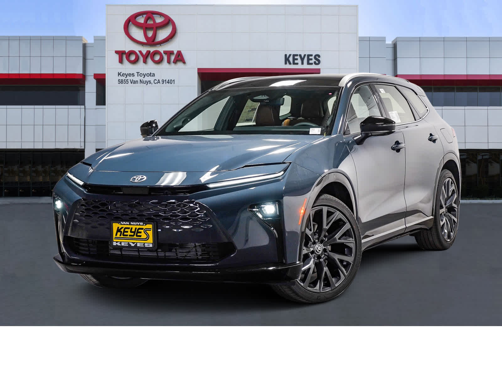 2025 Toyota Crown Signia Limited -
                  Van Nuys, CA