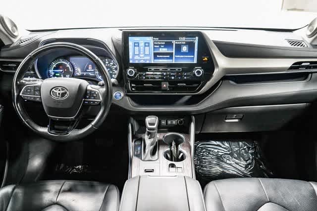 2021 Toyota Highlander Limited 12