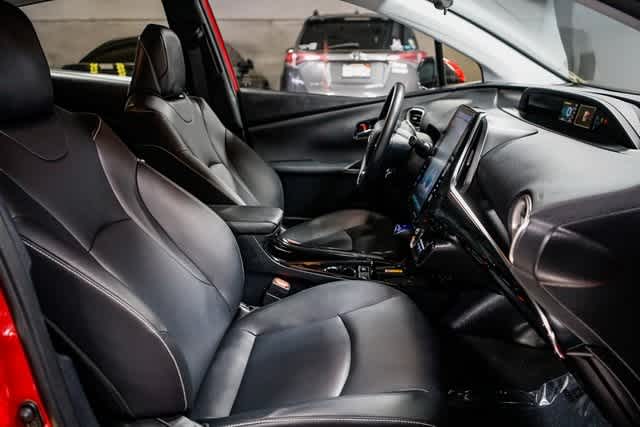 Thumbnail: 2022 Toyota Prius Prime - 16