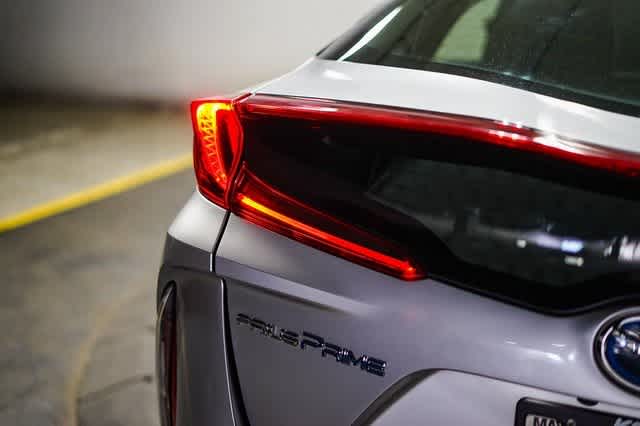 Thumbnail: 2017 Toyota Prius Prime - 10