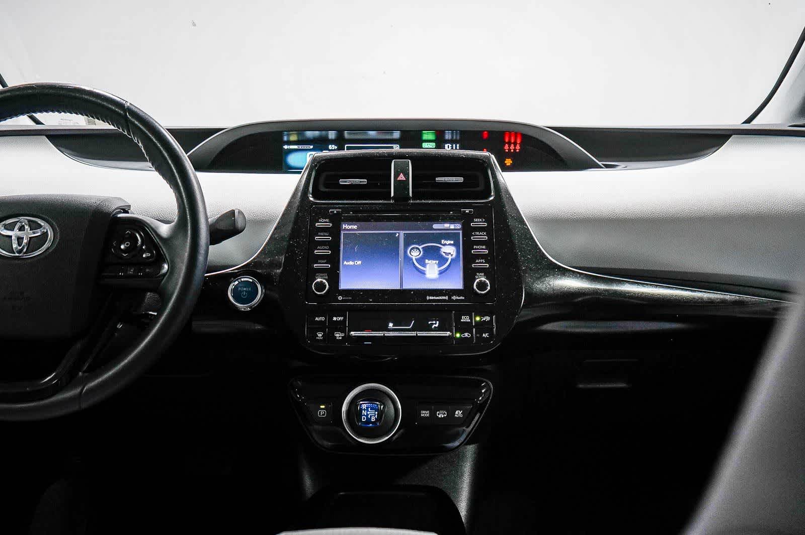 Thumbnail: 2021 Toyota Prius Prime - 14