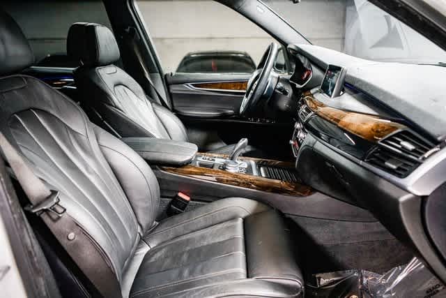 Thumbnail: 2018 BMW X5 - 16