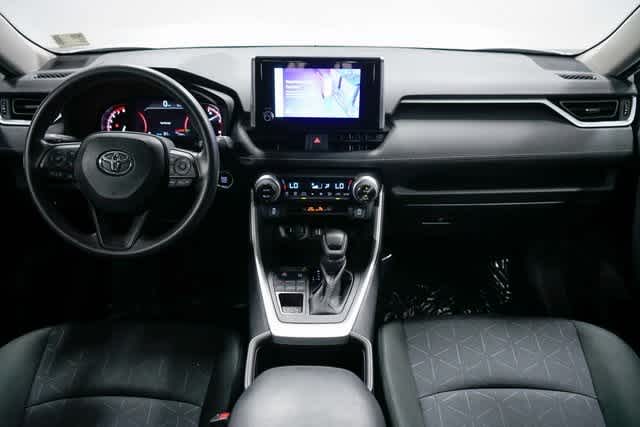 Thumbnail: 2024 Toyota RAV4 - 12