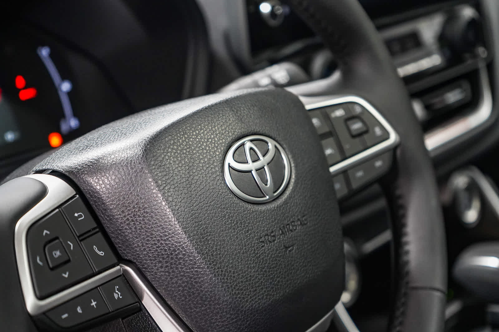 2025 Toyota Grand Highlander XLE 23