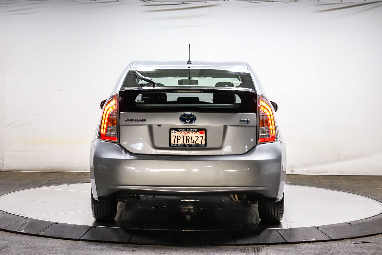 Thumbnail: 2015 Toyota Prius - 3