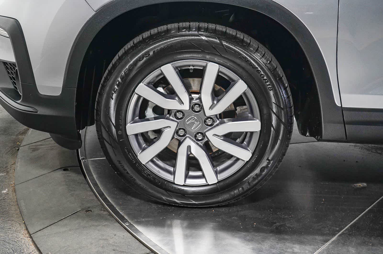 Thumbnail: 2020 Honda Pilot - 8