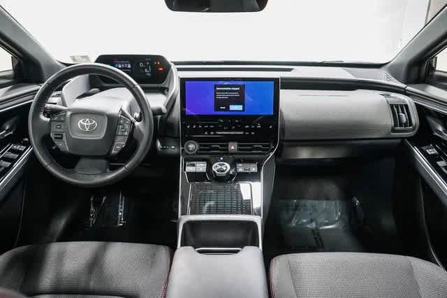 Thumbnail: 2025 Toyota bZ4X - 12