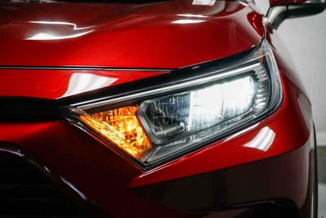 Thumbnail: 2021 Toyota RAV4 - 7