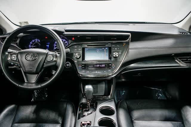 Thumbnail: 2016 Toyota Avalon - 13