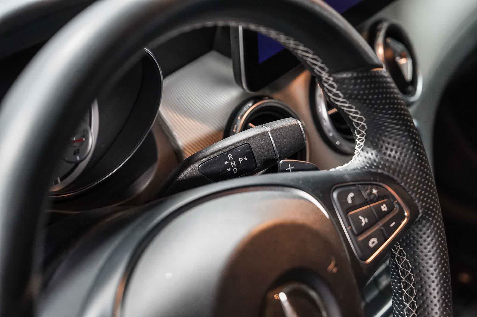 Thumbnail: 2016 Mercedes-Benz GLA - 23