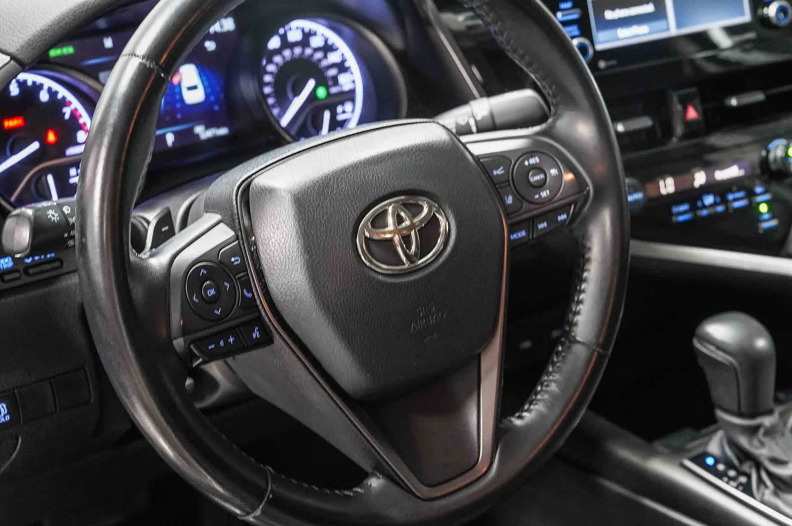 Thumbnail: 2021 Toyota Camry - 21