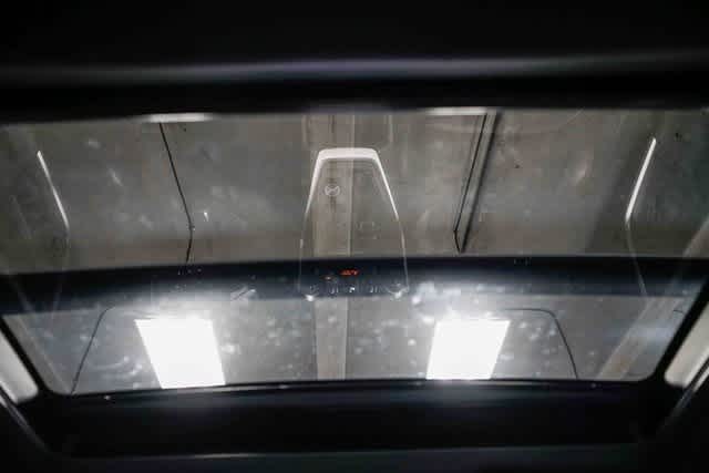 Thumbnail: 2021 Toyota RAV4 - 12