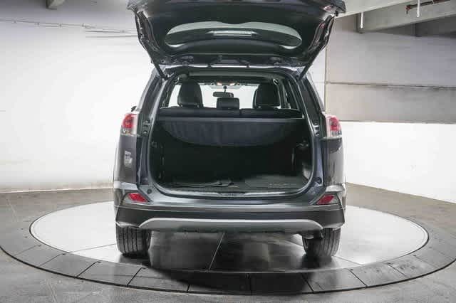 Thumbnail: 2016 Toyota RAV4 - 27