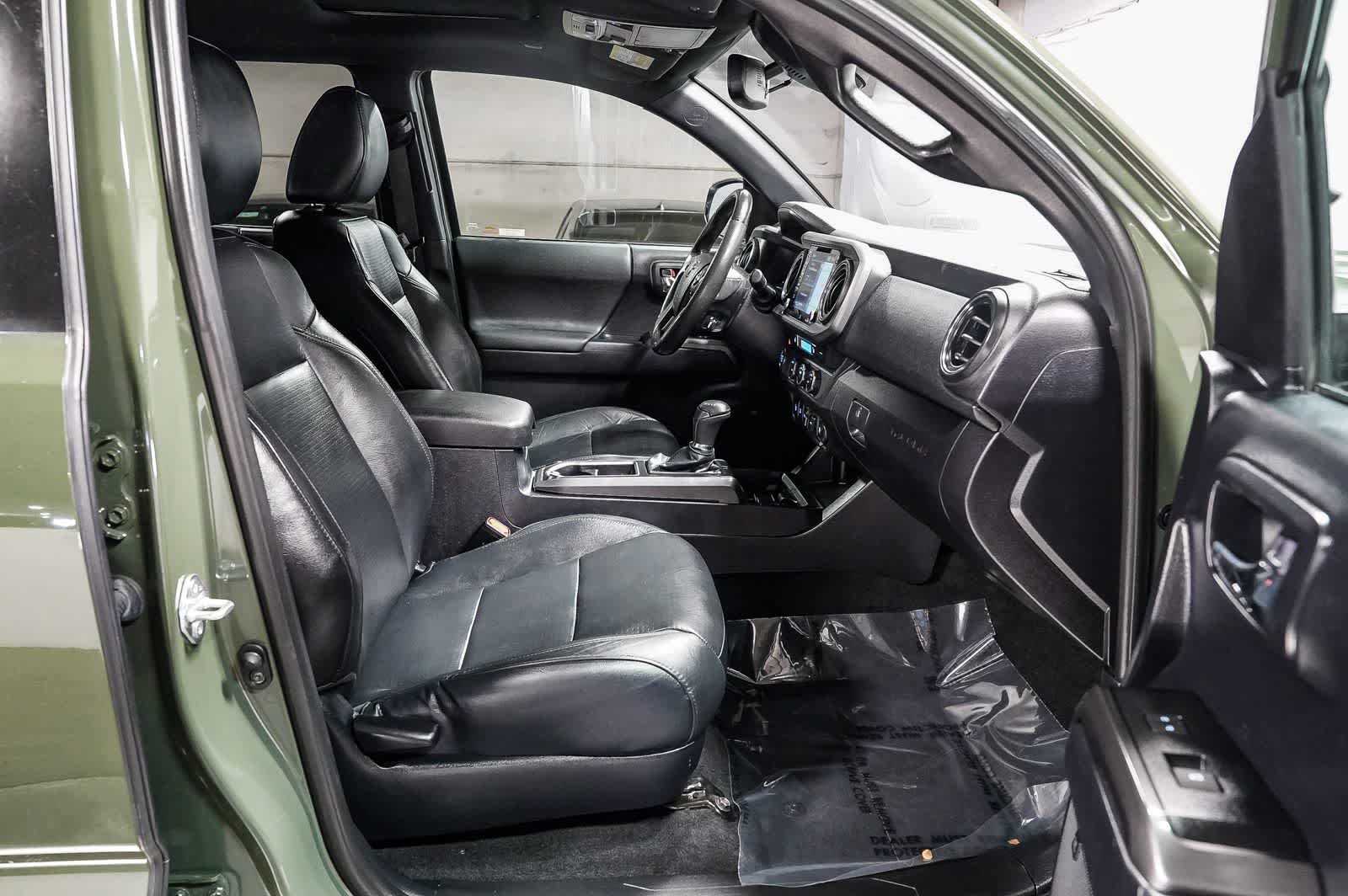 Thumbnail: 2021 Toyota Tacoma - 18