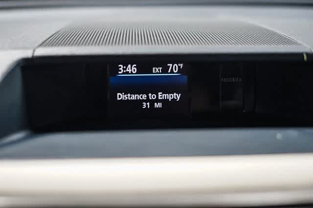 Thumbnail: 2012 Toyota Sienna - 15