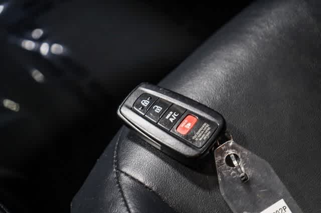 Thumbnail: 2017 Toyota Prius Prime - 29