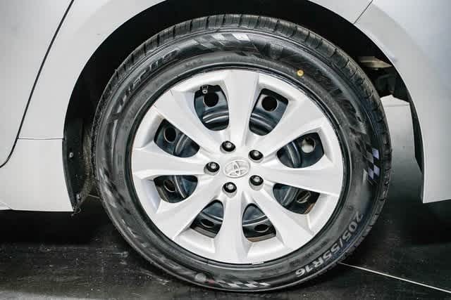 Thumbnail: 2021 Toyota Corolla - 11