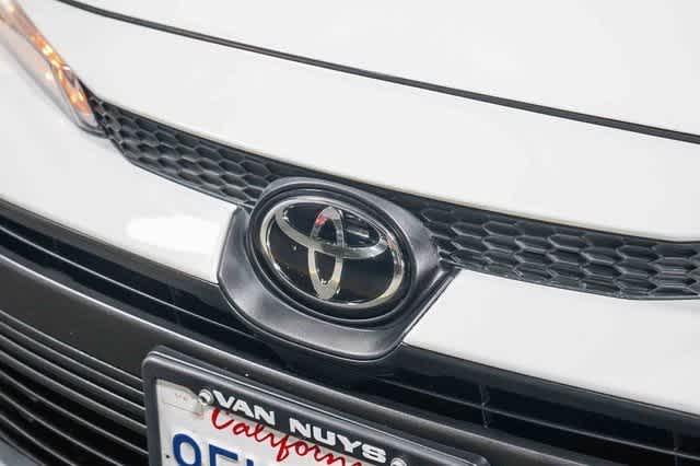 Thumbnail: 2023 Toyota Corolla - 9