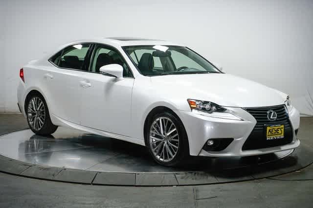 Thumbnail: 2016 Lexus IS - 5