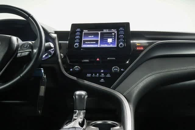 2022 Toyota Camry SE 14