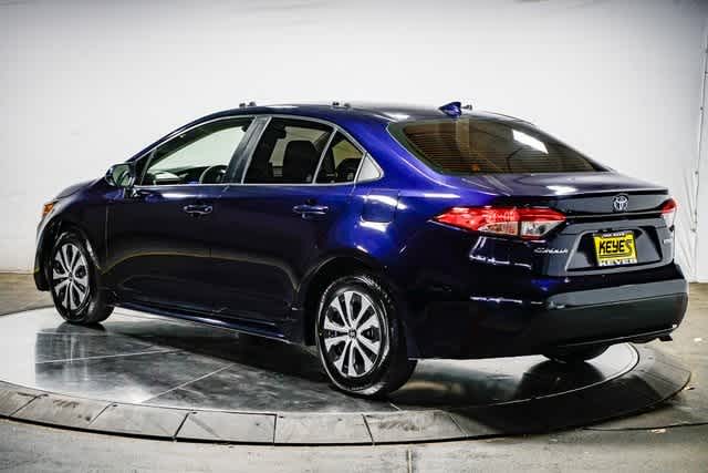 2022 Toyota Corolla LE 3