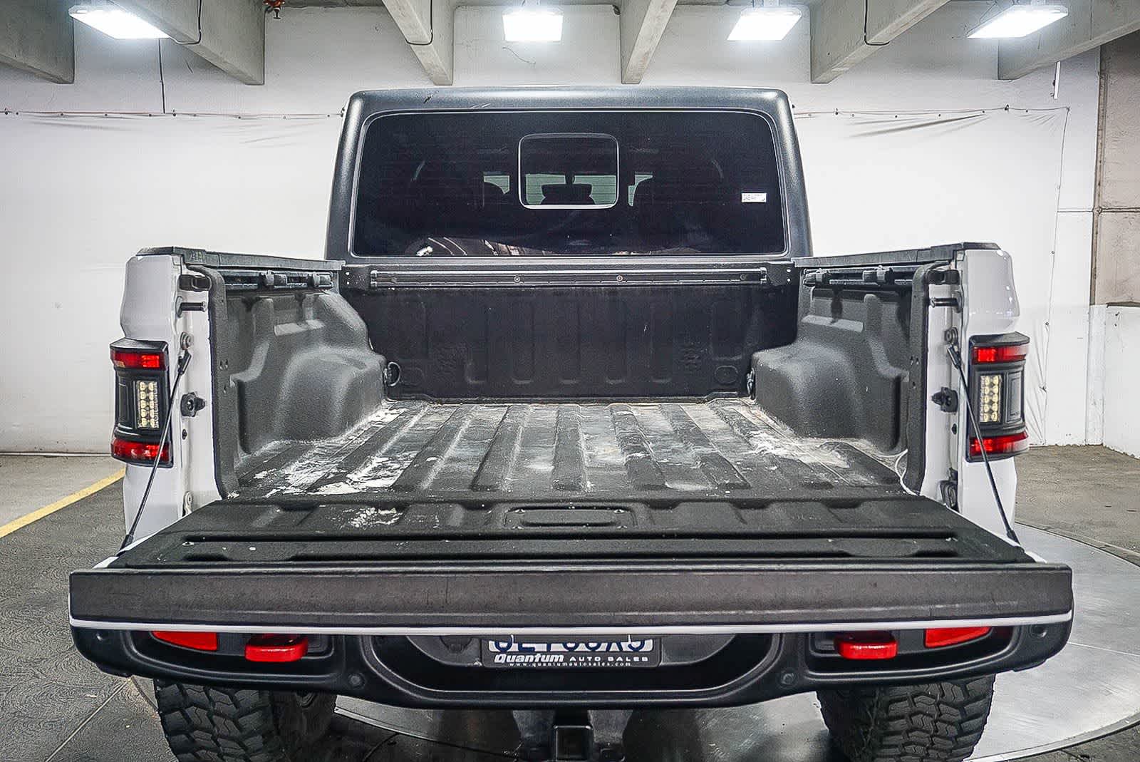 Thumbnail: 2020 Jeep Gladiator - 26