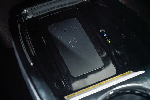 2017 Toyota Prius Four 23