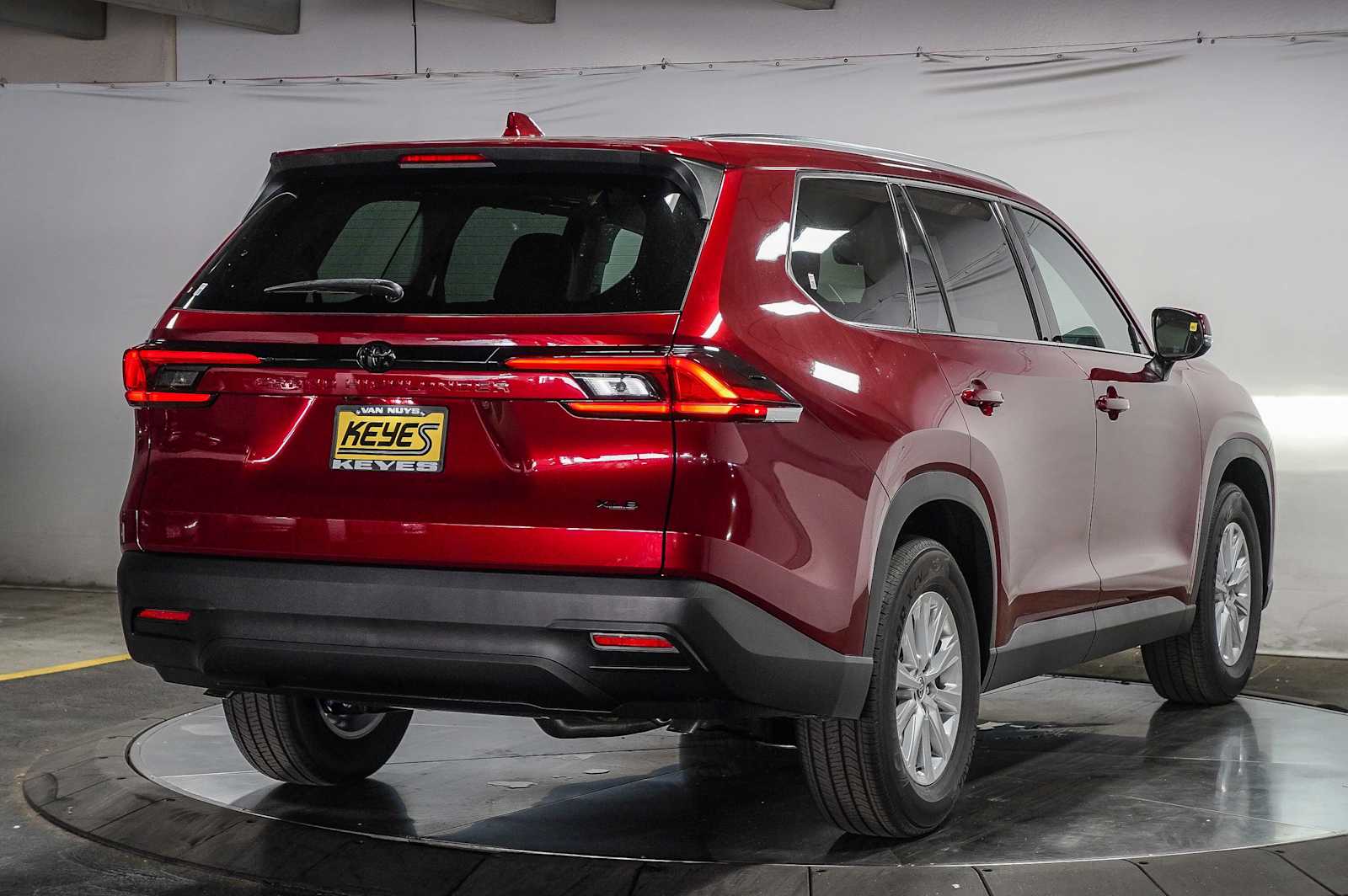 Thumbnail: 2025 Toyota Grand Highlander - 4