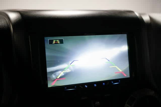 Thumbnail: 2012 Jeep Wrangler - 23